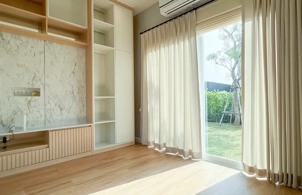 Pleated curtain (decor rod)